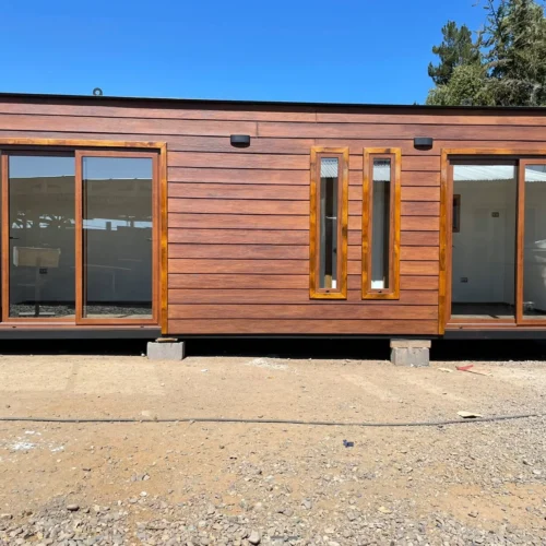 102.-Cabana-Jocsan-24m2.webp Contenedor modular Jocsan 8x3m - 24m²