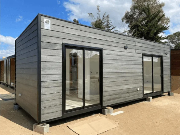 Contenedor modular Edison 24m²